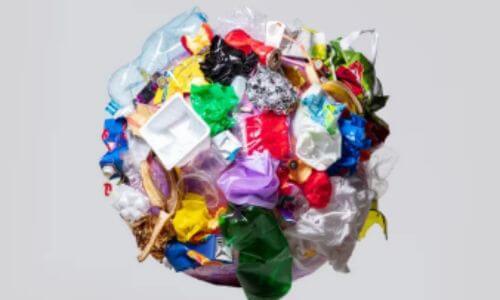 Scopri di più sull'articolo Come Affrontare la Sfida del Rifiuto Plastico?